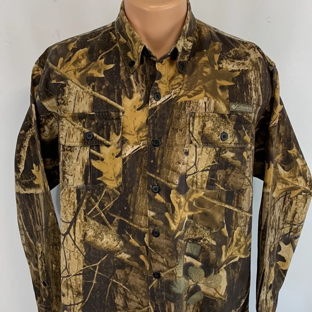 Columbia long sleeve button down collar camo shirt. M - Picture 2 of 7